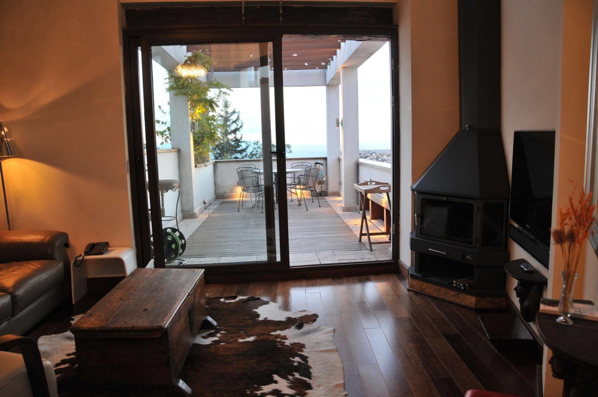 Apartamentos Turisticos Aguas De Víznar 外观 照片