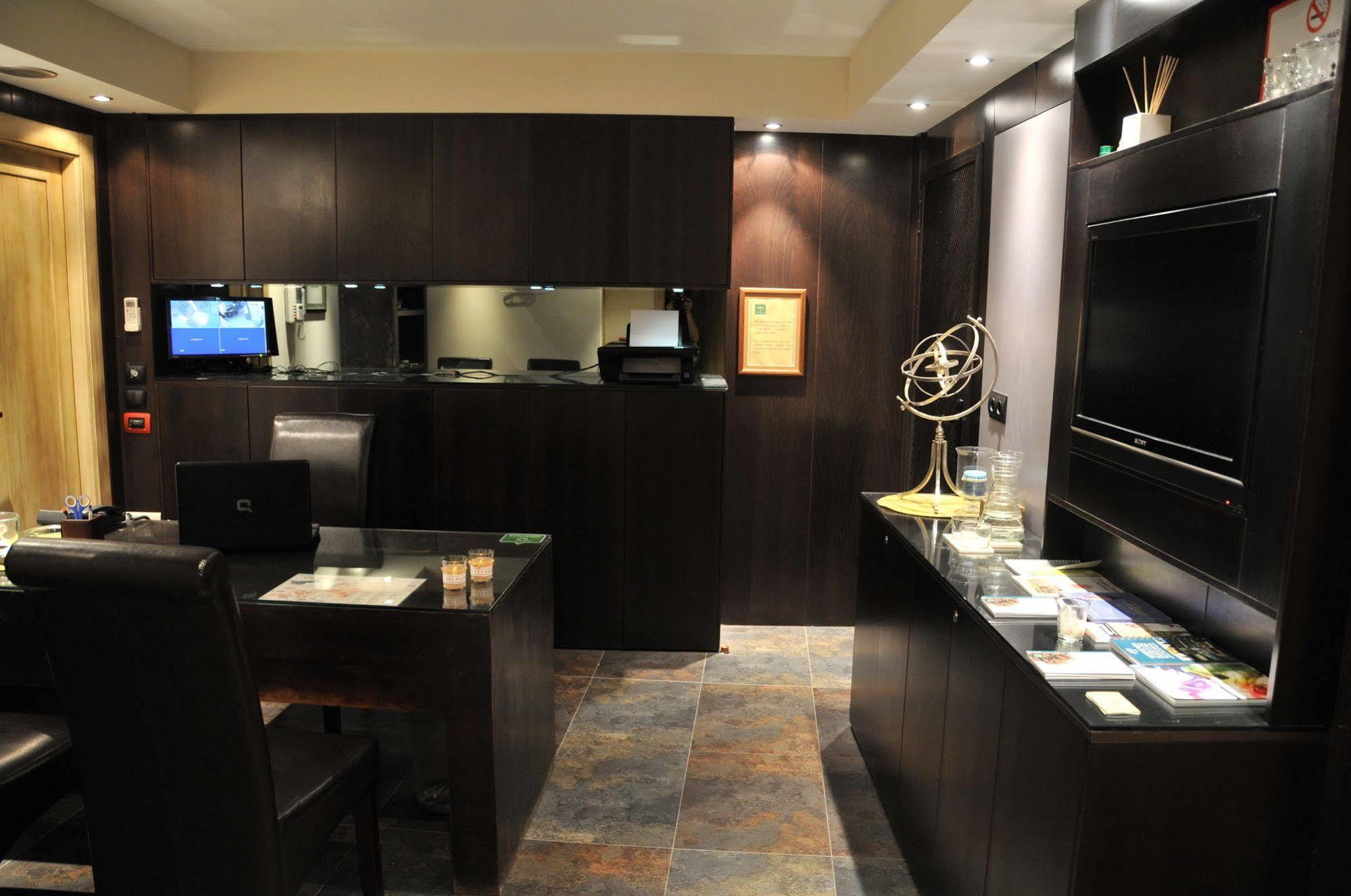Apartamentos Turisticos Aguas De Víznar 外观 照片