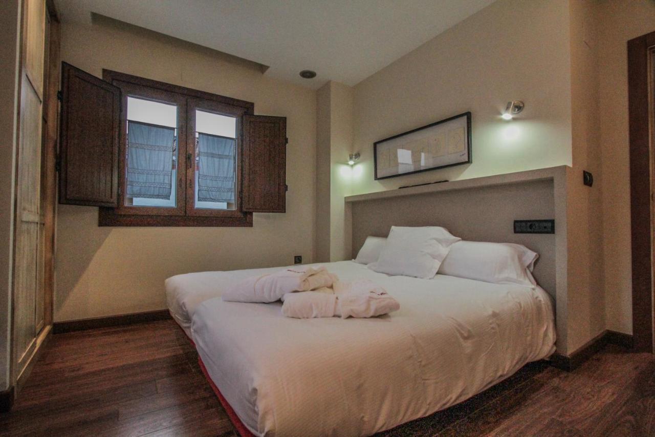 Apartamentos Turisticos Aguas De Víznar 外观 照片