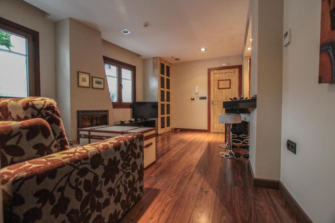 Apartamentos Turisticos Aguas De Víznar 外观 照片